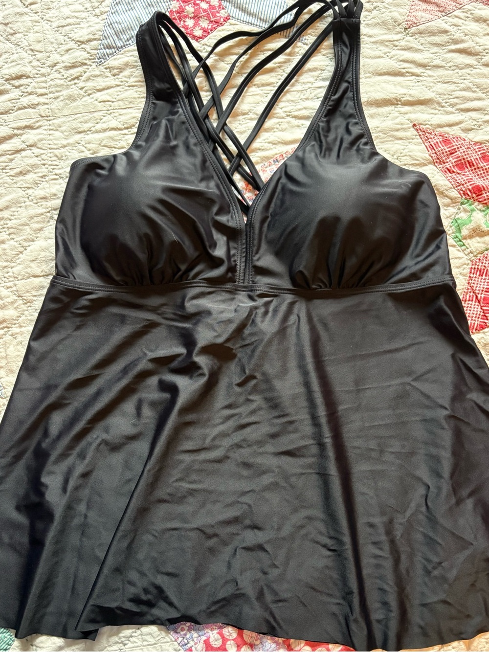 Black Crisscross Back Tankini Top